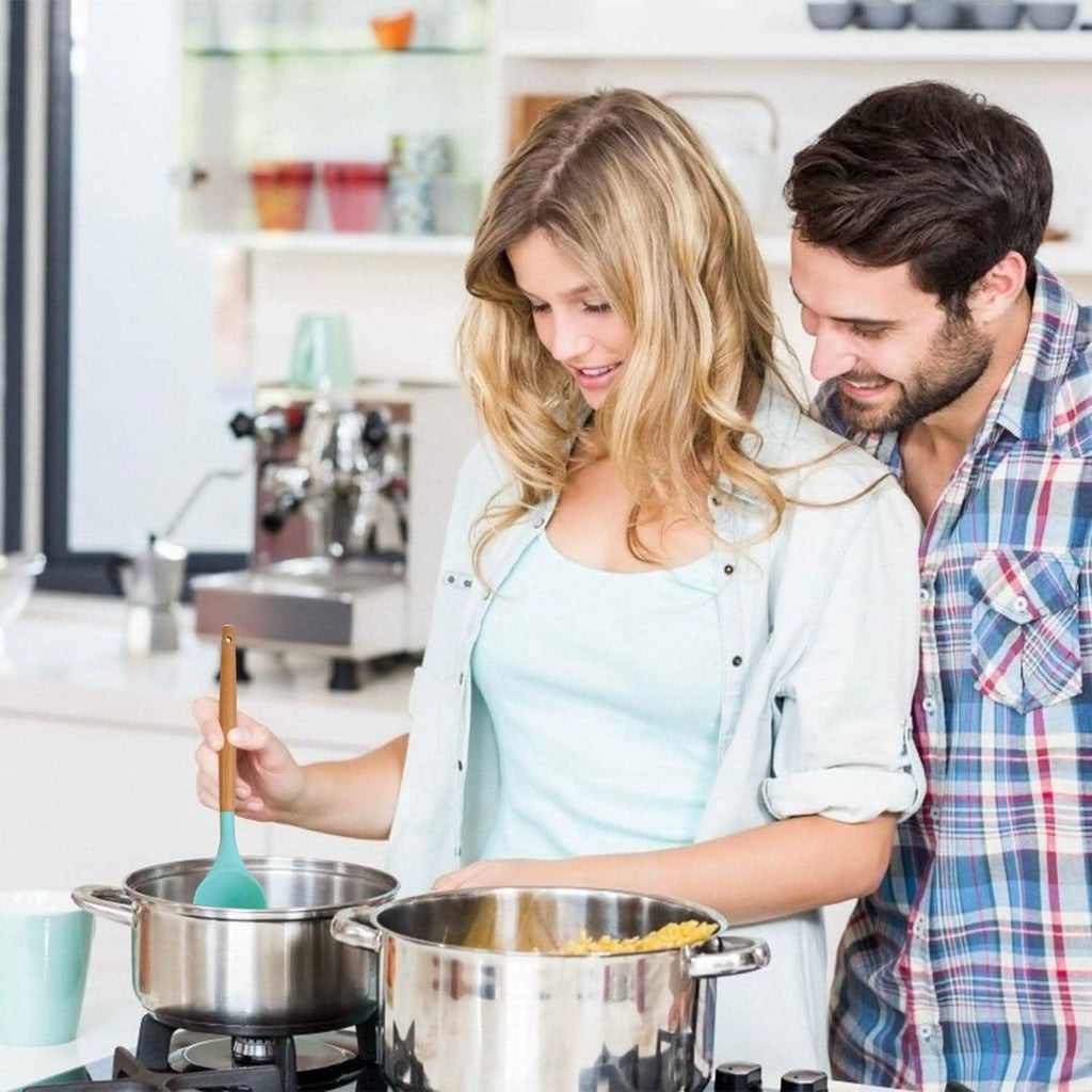 11-piece-silicone-cooking-utensil-set-kitchen-dining-dailysale-673426 - alphamona