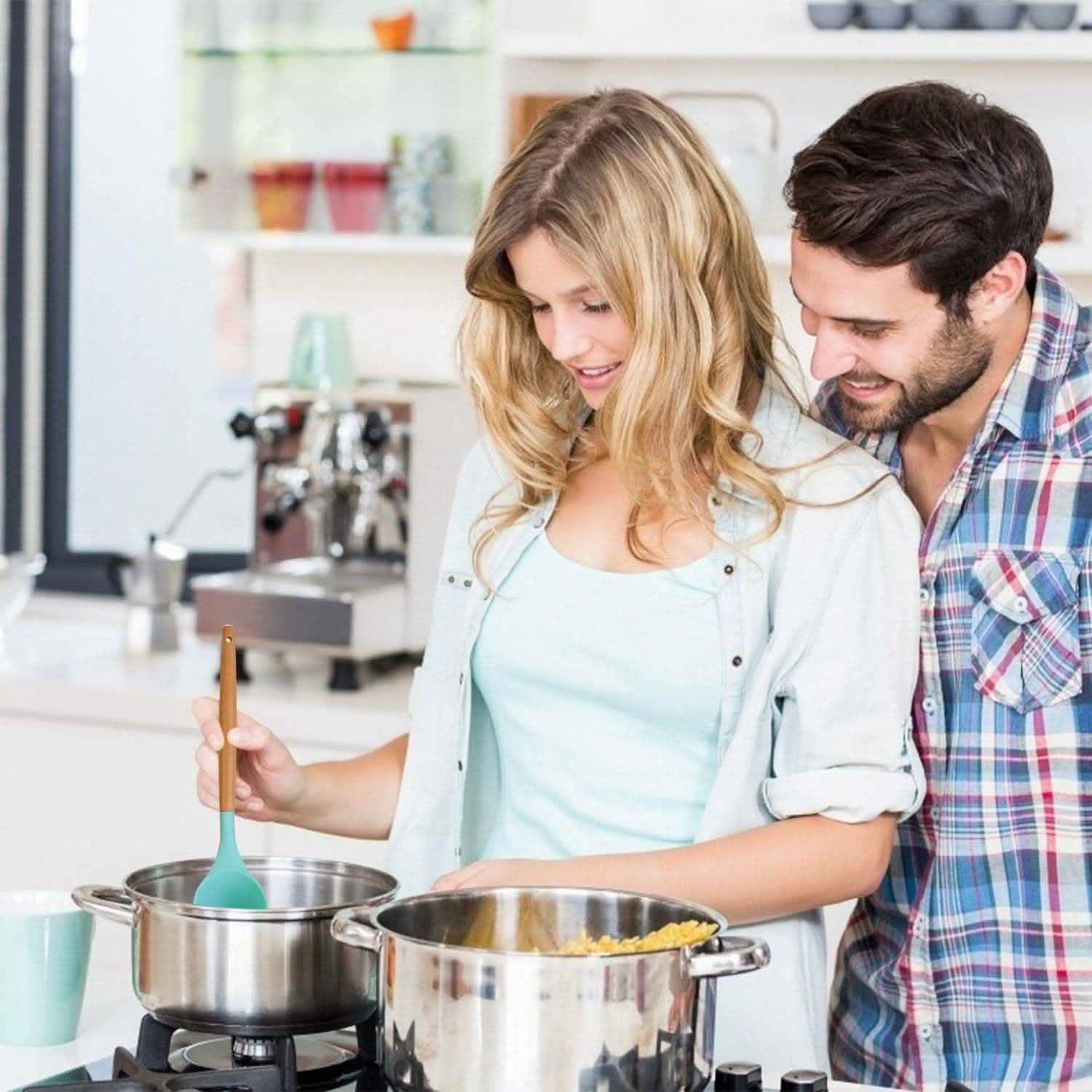 11-piece-silicone-cooking-utensil-set-kitchen-dining-dailysale-673426 - alphamona