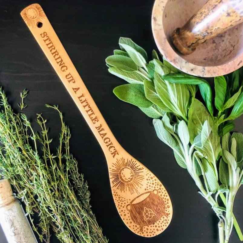 Witchy Bamboo Utensil Set - Eco-Friendly Kitchen Essentials - Alphamona